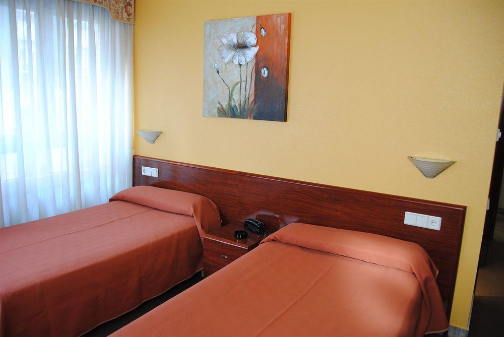 Hotel Playa Poniente Gijon Luaran gambar