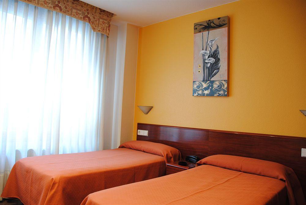 Hotel Playa Poniente Gijon Luaran gambar