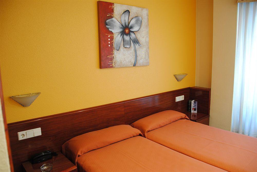 Hotel Playa Poniente Gijon Luaran gambar