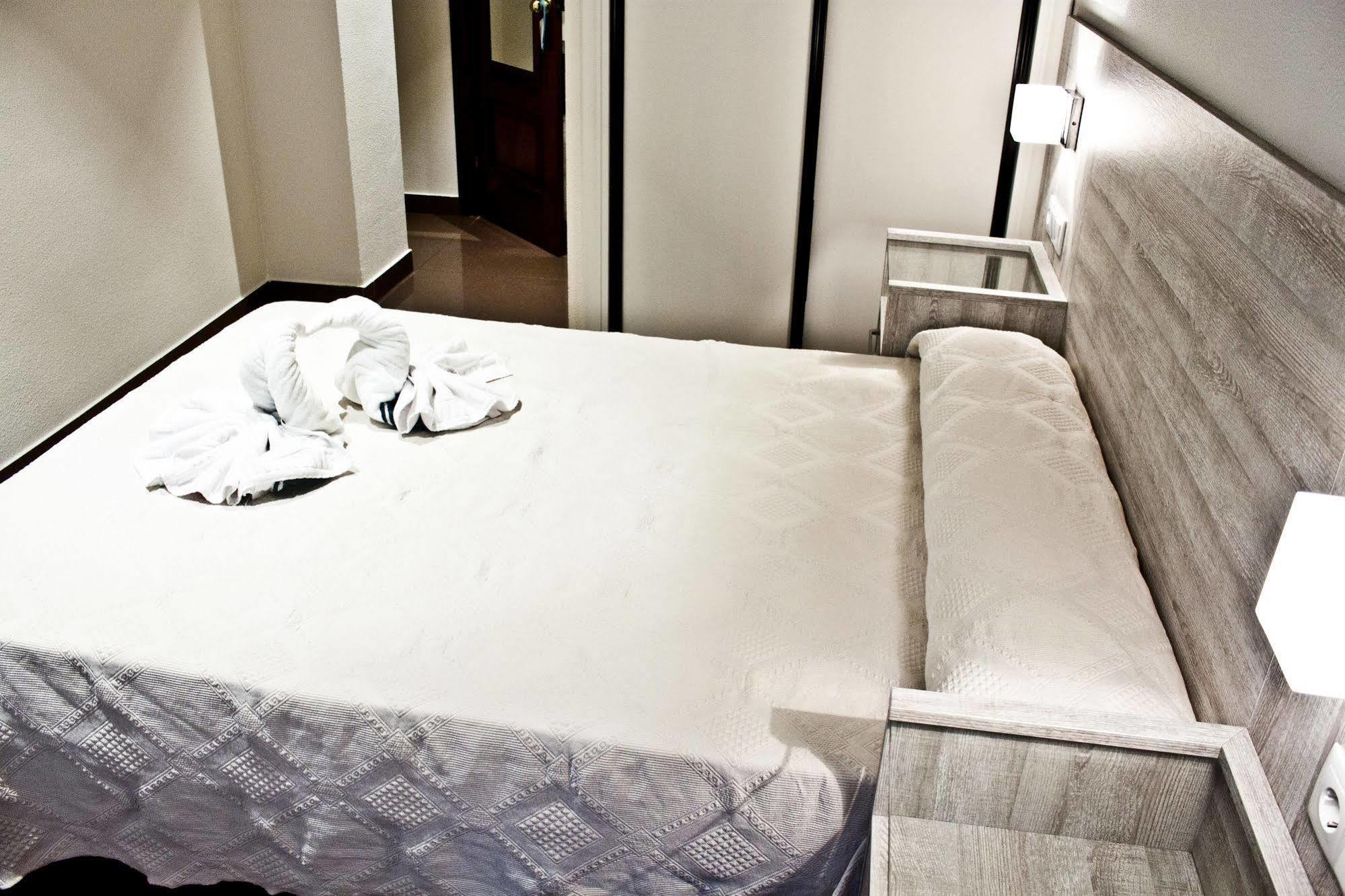 Hotel Playa Poniente Gijon Luaran gambar